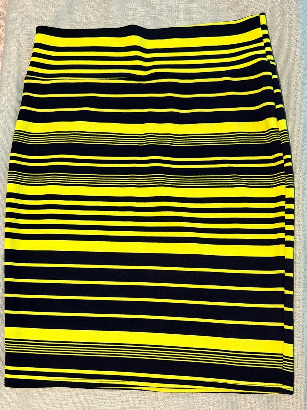 LuLaRoe XL Neon Green/Black Cassie Skirt